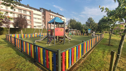 Imagen de Parque Infantil centro social de Colloto situado en Colloto, Asturias