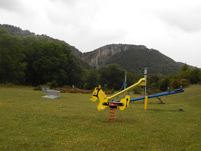 Imagen de Parque Infantil de Hinojar de Cervera situado en Santo Domingo de Silos, Burgos