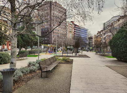 Imagen de Parque Infantil de Plaza Europa situado en Gijón, Asturias