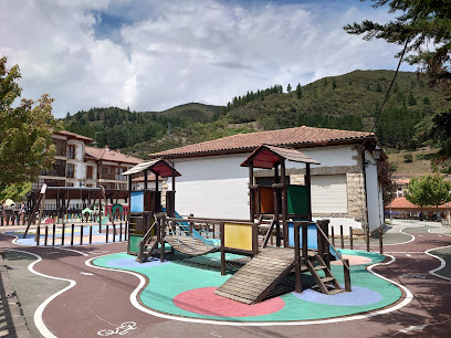 Imagen de Parque Infantil de Potes situado en Potes, Cantabria