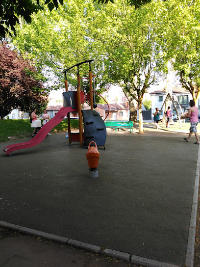 Imagen de Parque Infantil de Pozanos situado en Burgos, Burgos