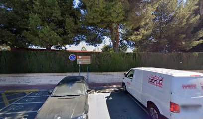 Imagen de Parque Infantil de la Piscina Municipal situado en Mislata, Valencia