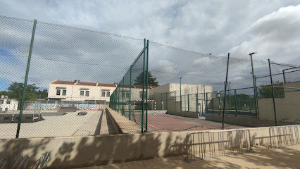 Imagen de Parque Infantil de las Piscinas de San Mateo de Gállego situado en nan, Zaragoza