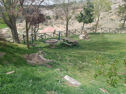 Imagen de Parque Infantil y de calistenia, Frías de Albarracin situado en Frías de Albarracín, Teruel