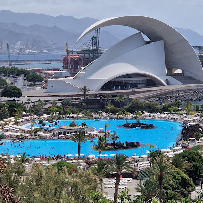 Imagen de Parque Marítimo César Manrique situado en Santa Cruz de Tenerife, Santa Cruz de Tenerife