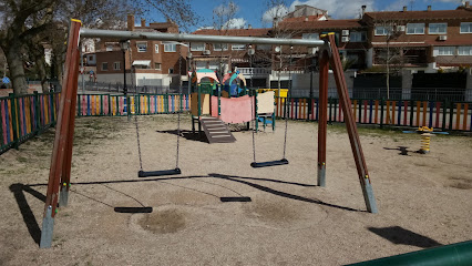 Imagen de Parque Niños "Particular" Cabanillas situado en Cabanillas del Campo, Guadalajara