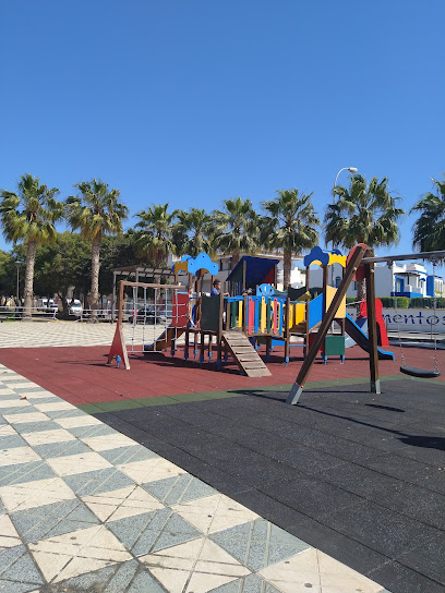 Imagen de Parque Publico Infantil situado en Roquetas de Mar, Almería