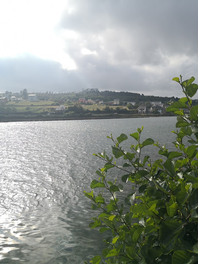 Imagen de Parque Ramón de Campoamor situado en Navia, Asturias