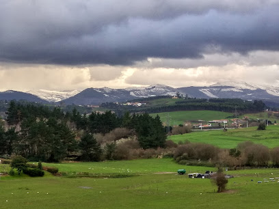 Imagen de Parque Robleces situado en Polanco, Cantabria