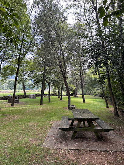 Imagen de Parque de Barbacoas Selaya situado en La Pesquera, Cantabria