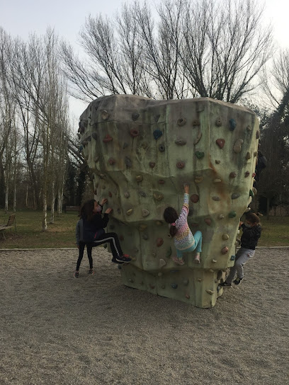 Imagen de Parque de Pitus situado en Girona, Girona