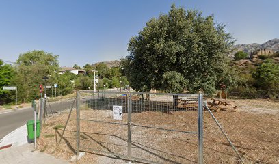 Imagen de Parque de la Encina situado en Manzanares el Real, Madrid