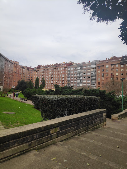 Imagen de Parque de la calle Juan XXIII situado en Avilés, Asturias