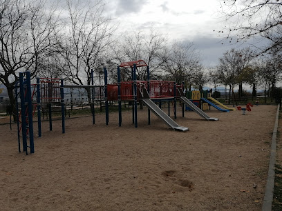 Imagen de Parque de niños y Columpios situado en Azuqueca de Henares, Guadalajara