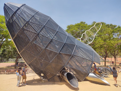 Imagen de Parque infantil - La Ballena situado en Barcelona, Barcelona