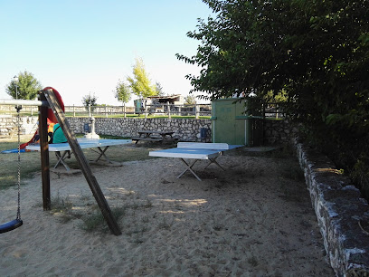 Imagen de Parque infantil situado en Adrados, Segovia