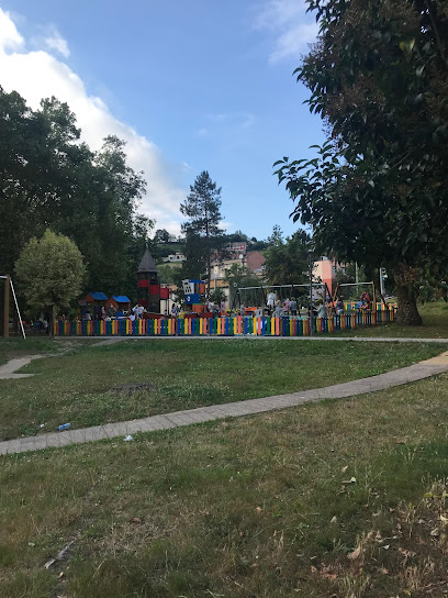 Imagen de Parque infantil Antonio García Lago situado en Langreo, Asturias