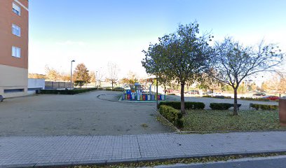 Imagen de Parque infantil Arcoiris situado en Cáceres, Cáceres