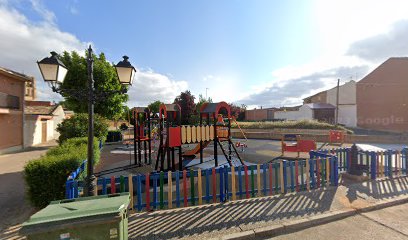 Imagen de Parque infantil Becerril 1 situado en Becerril de Campos, Palencia