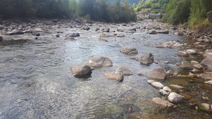 Imagen de Parque infantil situado en Broto, Huesca