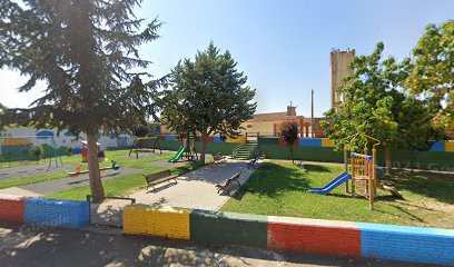 Imagen de Parque infantil situado en Burganes de Valverde, Zamora