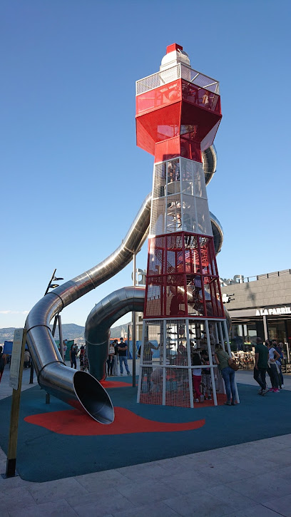 Imagen de Parque infantil C.C. Vialia situado en Vigo, Pontevedra