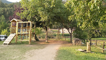 Imagen de Parque infantil situado en Carmona, Cantabria