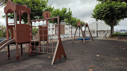 Imagen de Parque infantil situado en Castropol, Asturias