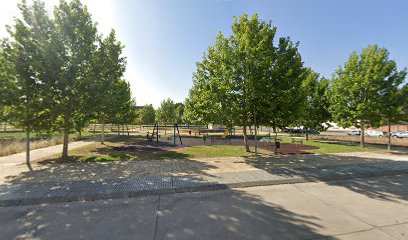 Imagen de Parque infantil situado en Cdad. Rodrigo, Salamanca