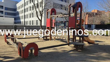 Imagen de Parque infantil Centro de Salud situado en Tres Cantos, Madrid