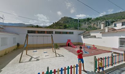 Imagen de Parque infantil situado en Confrides, Alicante