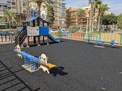 Imagen de Parque infantil "Cuadrados" situado en Torre del Mar, Málaga