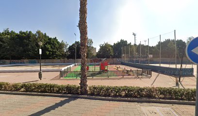 Imagen de Parque infantil "Desdentado" situado en Málaga, Málaga