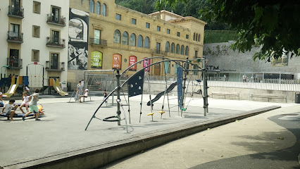 Imagen de Parque infantil situado en Donostia-San Sebastian, Gipuzkoa