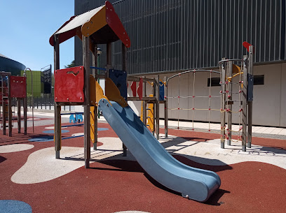 Imagen de Parque infantil Dos de Mayo situado en Burgos, Burgos