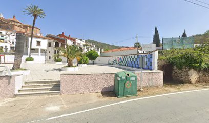 Imagen de Parque infantil situado en Galaroza, Huelva