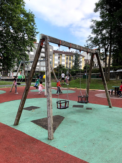 Imagen de Parque infantil situado en Grado, Asturias