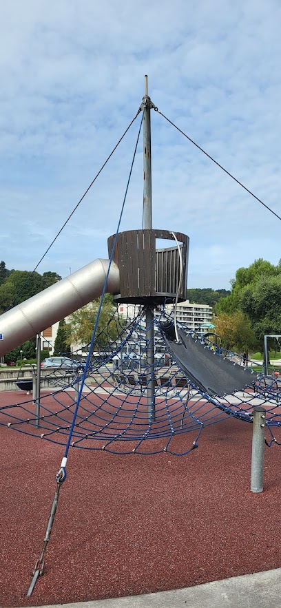 Imagen de Parque infantil situado en Hondarribia, Gipuzkoa