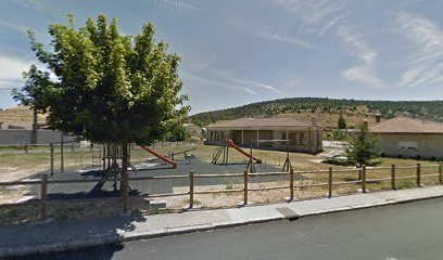 Imagen de Parque infantil situado en Hontoria del Pinar, Burgos