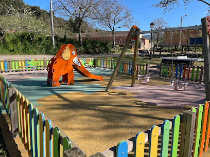 Imagen de Parque infantil situado en Hornos de Moncalvillo, La Rioja