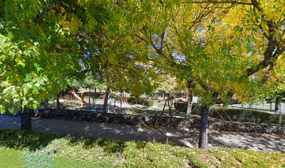 Imagen de Parque infantil situado en Hoyos, Cáceres