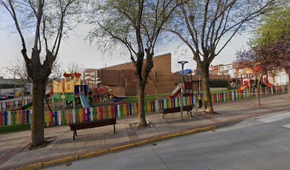 Imagen de Parque infantil Infanta Juana situado en Zaratán, Valladolid