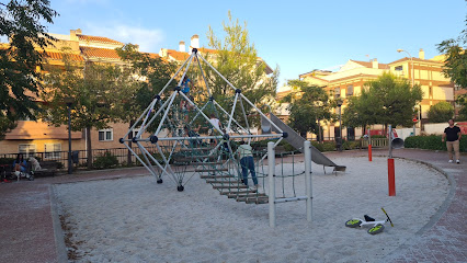 Imagen de Parque infantil Laguna de Aguas Verdes situado en Granada, Granada