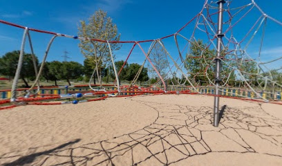 Imagen de Parque infantil Las Pirámides situado en Leganés, Madrid