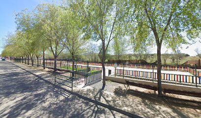 Imagen de Parque infantil situado en Layos, Toledo