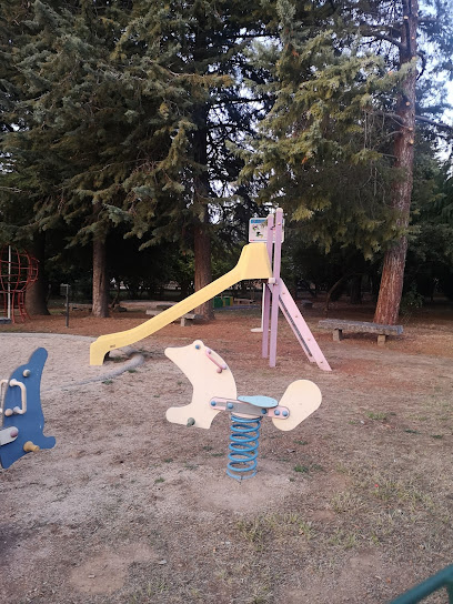 Imagen de Parque infantil situado en Linares de Riofrío, Salamanca