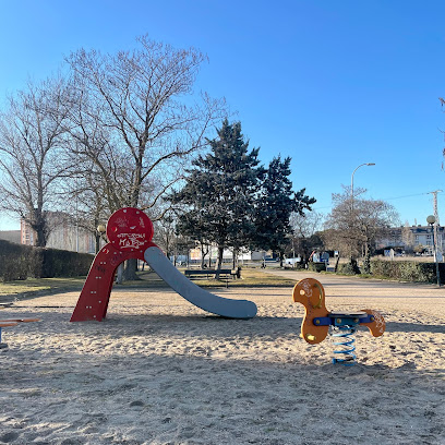 Imagen de Parque infantil "Los Majos" situado en Zamora, Zamora