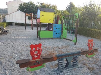 Imagen de Parque infantil Los Peloteos situado en Béznar, Granada