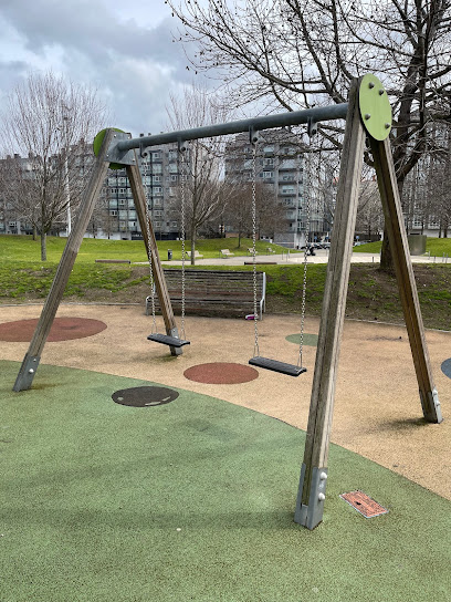 Imagen de Parque infantil Los Tres Circulos situado en A Coruña, A Coruña