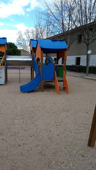 Imagen de Parque infantil situado en Marchamalo, Guadalajara